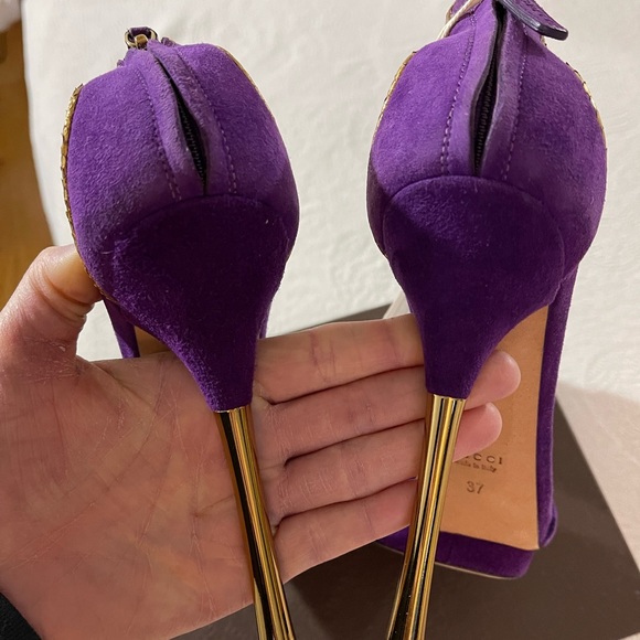 Gucci Kelis Purple Suede Platform Sandals - Picture 5 of 5